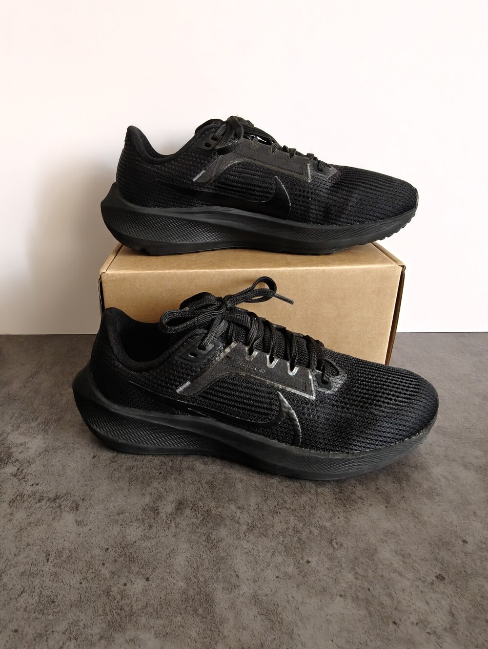 Women’s Nike Air Zoom Pegasus 40 Black – Size 6.5